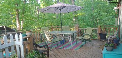 1805 E WHISENHUNT RD COLUMBIA MO 65201