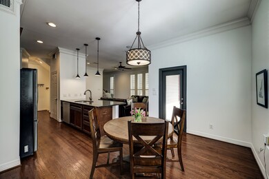 3406 Garden Crest Ln, Houston, TX 77018 - photo 6