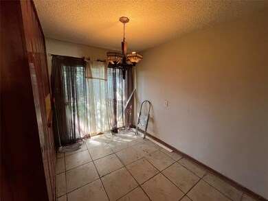10109 Bretton Dr, Houston, TX 77016 - photo 5