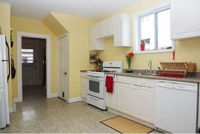 26 Blaine St, Malden, MA 02148 - photo 5