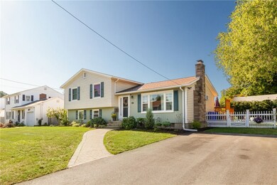 29 Commack Rd, East Providence, RI 02914 - photo 2