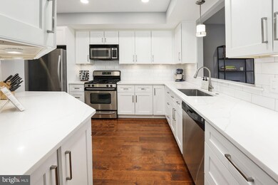 1370 Monroe St NW unit B, Washington, DC 20010 - photo 7