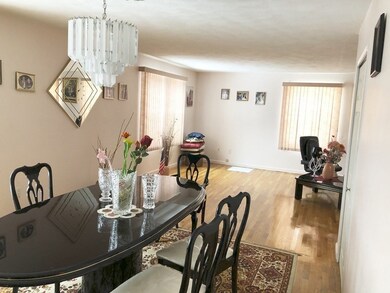 5 Broadlawn Park, Chestnut Hill, MA 02467 - photo 3