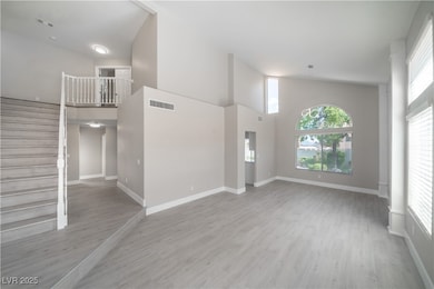 1804 Summit Pointe Dr, Las Vegas, NV 89117 - photo 2