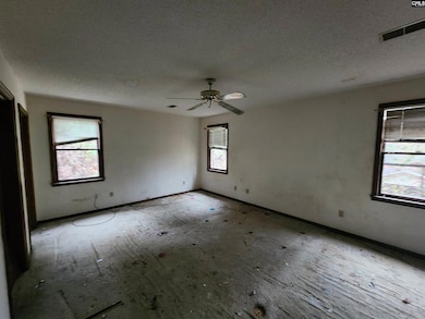 647 Camp Ground Rd, Columbia, SC 29203 - photo 5