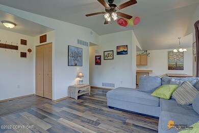 Entry and Livingroom