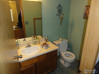 MAIN FLOOR BATH