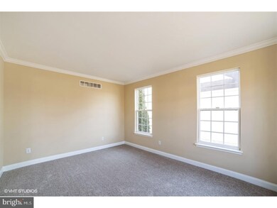 548 Maidstone Dr, Williamstown, NJ 08094 - photo 3