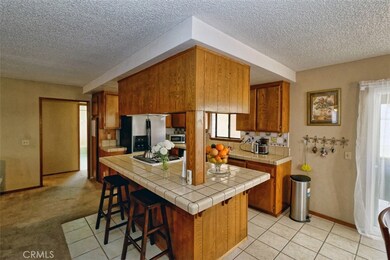 12564 Spring Valley Pkwy, Victorville, CA 92395 - photo 3