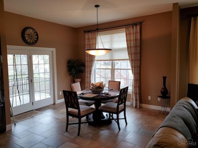 6255 Springdale Rd, Cincinnati, OH 45247 - photo 4