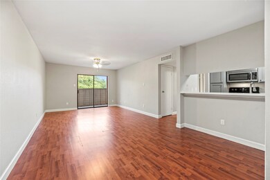 Look at all the beautiful flooring and natural lig