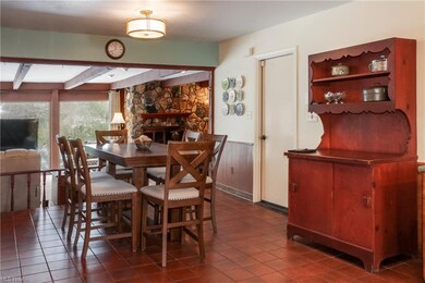 22530 Sandalwood Rd, Bedford, OH 44146 - photo 6