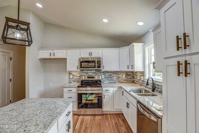 B42A1499_500_501_502_503