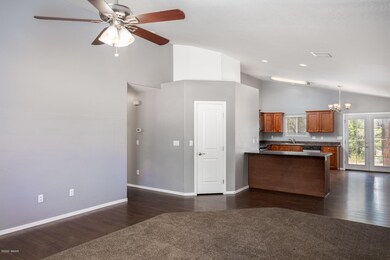 190 N Canyon Loop, Show Low, AZ 85901 - photo 2