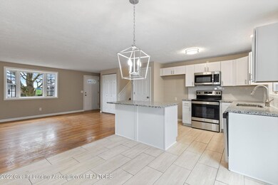 14-web-or-mls-6704-ruby-glass-rd