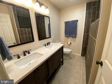 219 Jp Fletcher Ln, Cross Junction, VA 22625 - photo 6