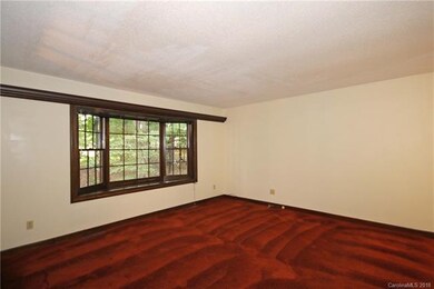 219 E Meadowview Dr unit 27-28-29, Statesville, NC 28625 - photo 3