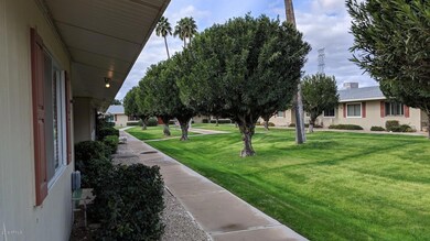 13670 N Newcastle Dr unit 107, Sun City, AZ 85351 - photo 2