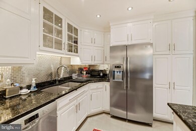 Carriage House unit 905, Washington, DC 20037 - photo 6