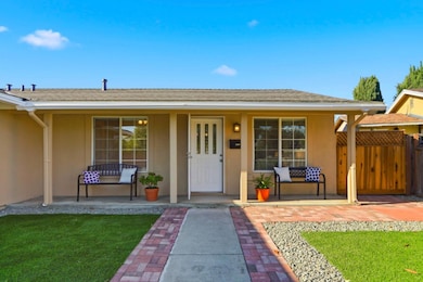 1671 Silvertree Dr, San Jose, CA 95131 - photo 5