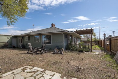 front corner with pergola