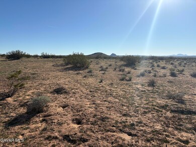 0 127th St unit 25008313, California City, CA 93505 - photo 2