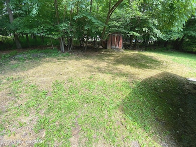 1105 Bluegrass Ln, Effort, PA 18330 - photo 5