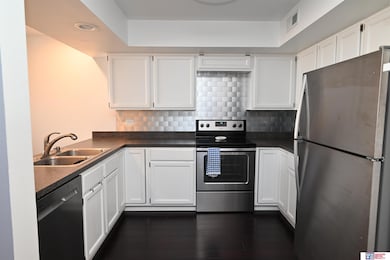 139 N 11th St unit 904, Lincoln, NE 68508 - photo 2