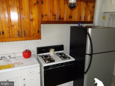 1047 Church St, Brooklyn, MD 21225 - photo 5