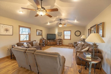 02-054A4066-HDR-2