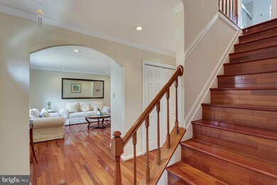 7952 Arden Ct, Dunn Loring, VA 22027 - photo 3