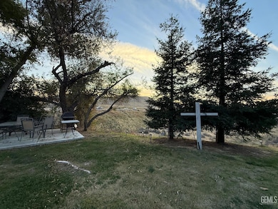 13130 Game Set Way, Bakersfield, CA 93306 - photo 7