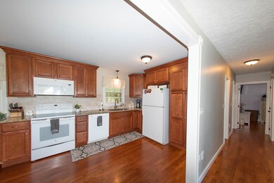 21 Stevens Dr, Hooksett, NH 03106 - photo 3