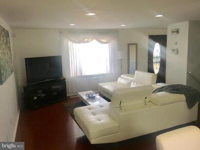 7806 Omega Ct, Hyattsville, MD 20785 - photo 2