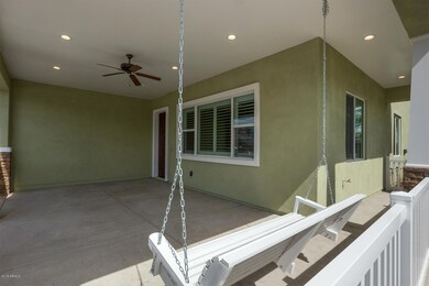 1028 Porch