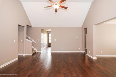 004-photo-living-room-6951752