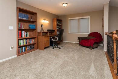 1113 Ranchel Dr, Des Moines, IA 50320 - photo 4