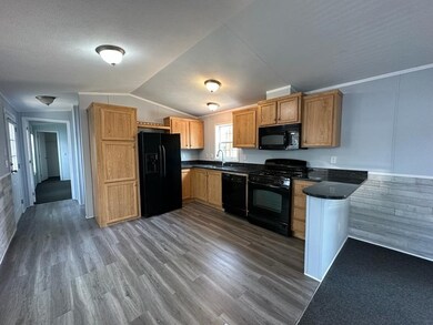 7 Mason Ave unit 7, Chelmsford, MA 01824 - photo 3