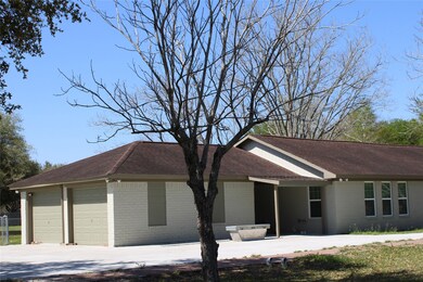 13416 Kanak St, Needville, TX 77461 - photo 3