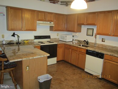 3708 Excalibur Ct unit 302, Bowie, MD 20716 - photo 6