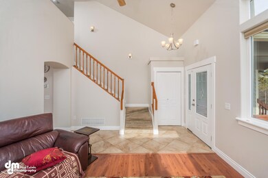 7730 E Woodview Way Wasilla AK-large-009