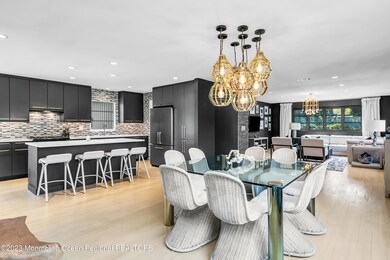 16 Laurel Ct, Middletown, NJ 07748 - photo 4