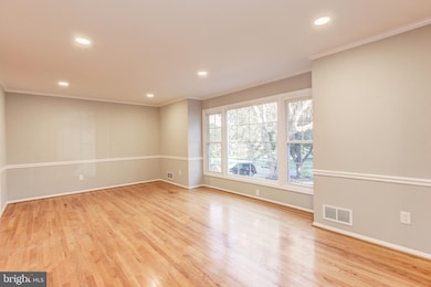 12700 Steeple Chase Way, Potomac, MD 20854 - photo 7