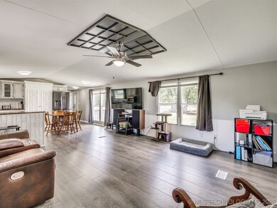 8316 S 300th East Ave, Broken Arrow, OK 74014 - photo 4