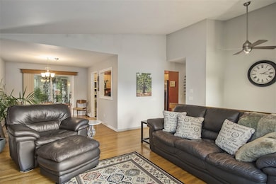 2324 Tulare Ct, Fitchburg, WI 53711 - photo 6