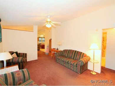 281 Bolton Ct, Hendersonville, NC 28792 - photo 6