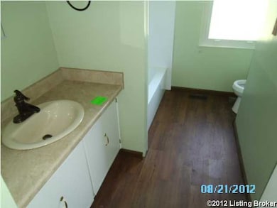 8812 Old Ironsides Dr, Louisville, KY 40228 - photo 6