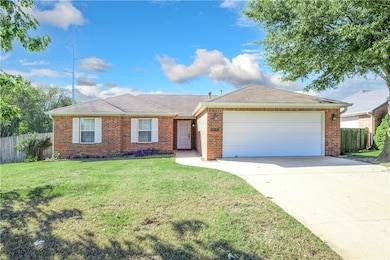 1005 Zachary St, Centerton, AR 72719 - photo 2