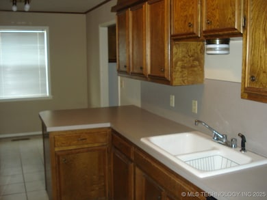 6237 S 86th East Ave, Tulsa, OK 74133 - photo 2