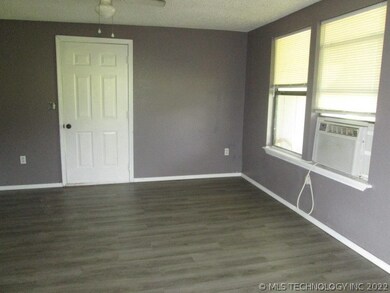 422361 E 1149 Rd, Eufaula, OK 74432 - photo 3